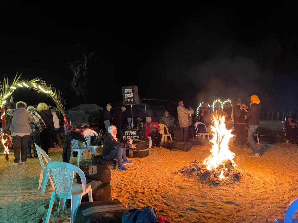 Contact and Plan Your Sahara Tour