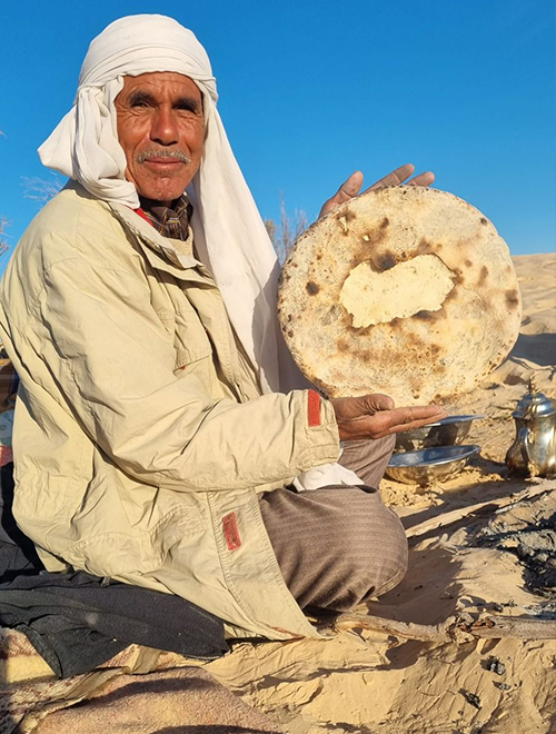 Desert Food in Tunisia: Sand Bread, Dinner and Camp Meals